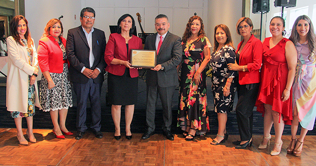 Conmemoran Día de la educadora y educador en la Sección 21 SNTE – El Portal  de Monterrey