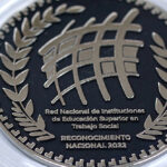 Reconocen su trayectoria en la formación de trabajadores sociales