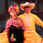 Arma Fiesta Mexicana colorido jolgorio
