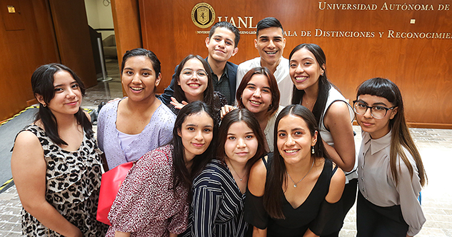 Realizarán estudiantes de la UANL intercambio académico en el extranjero