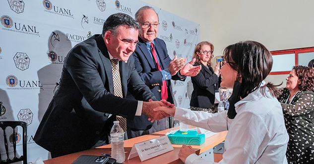 Llevan a cabo en FACDYC Campus Linares concurso de mediación y litigación oral