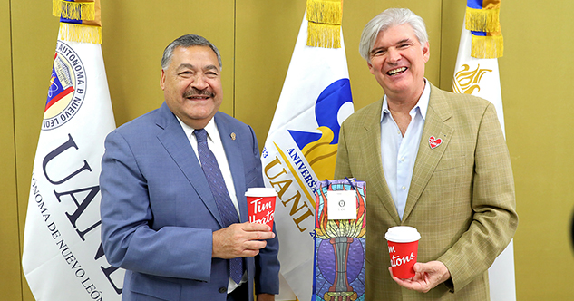 Colaborarán UANL y Tim Hortons a favor de la educación y el deporte