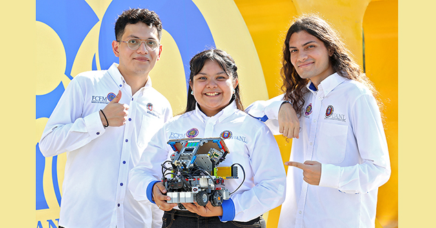 Construyen estudiantes de la UANL a Pochita, el robot rescatista