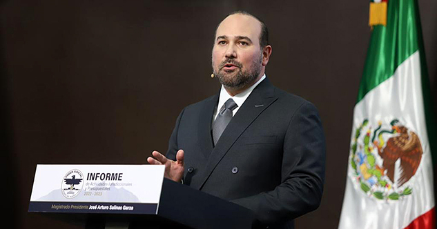 Rinde José Arturo Salinas Garza informe de labores y toma protesta para nuevo período