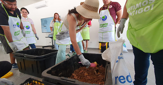 Ponen en marcha taller ´Transformando tus residuos orgánicos en composta’