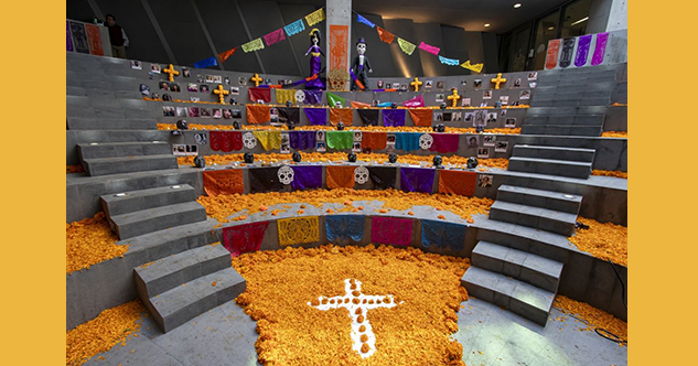 Rinden en altar homenaje a figuras del arte, la arquitectura y el diseño