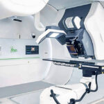 Planea UANL emplear protonterapia en cáncer infantil