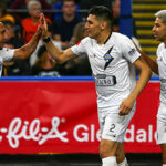 Se mantiene Flash sin derrota, gana en gol de oro