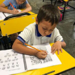 Combaten con educación personalizada el rezago educativo