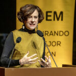Llama Dresser a la juventud a ser la “generación de la reconstrucción”