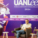Comparten autores sus letras en la UANLeer