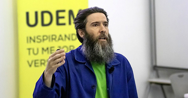 Destaca reto de arquitectos de sobrevivir a nuevas tecnologías