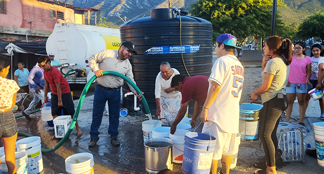 Reparte UDEM más de 166 mil litros de agua