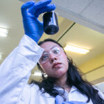 Desarrollan habilidades científicas en verano de la investigación UANL