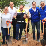Llevan a cabo reforestación y charla ambiental