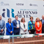 Recibe Rosa Beltrán el Premio Nuevo León Alfonso Reyes 2024