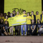 Celebra UDEM Día Amarillo con Piso 21 y recauda 250 mil pesos para becas