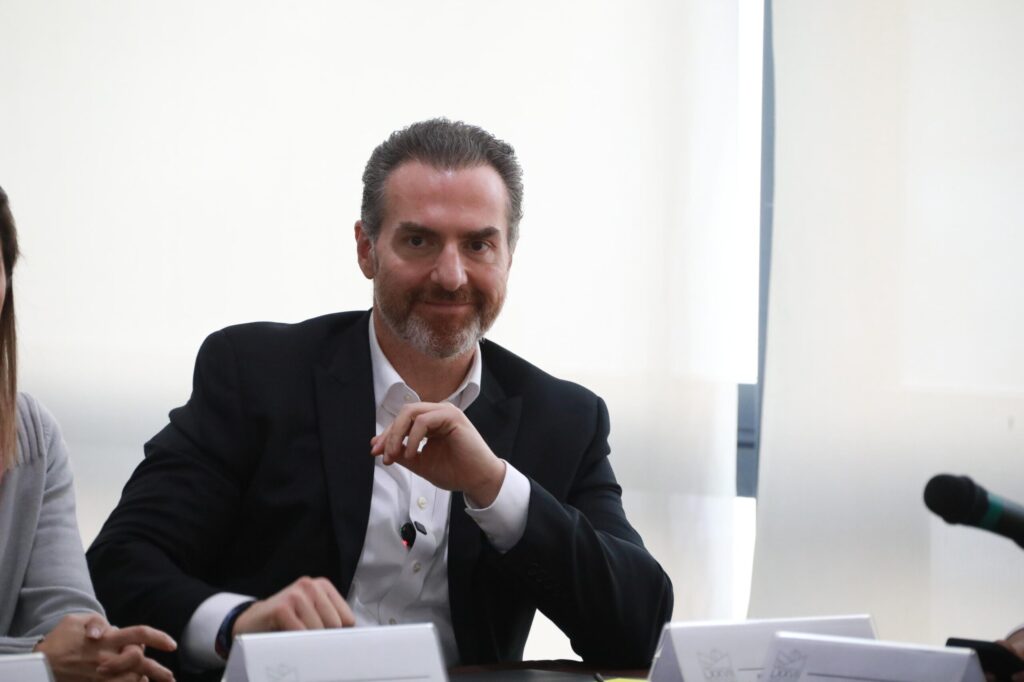 Llama Adrián de la Garza a poderes Ejecutivo y Legislativo a aprobar un presupuesto municipalista