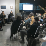 Reflexionan artistas en torno a su creación artística y el mensaje de sus obras
