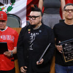 Rinde Congreso NL homenaje a bandas de rock regias