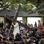 Viacrucis en Prepa UDEM: Reflexión y esperanza en tiempos desafiantes