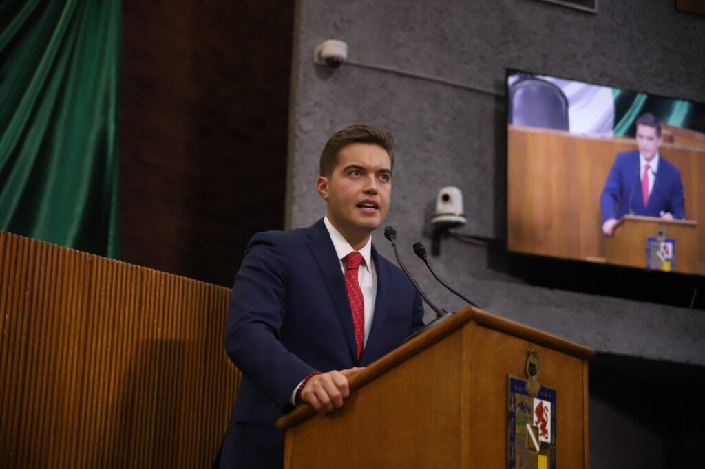 Exigen a AyD rendir cuentas por fallas del servicio y uso de presupuesto de Monterrey V