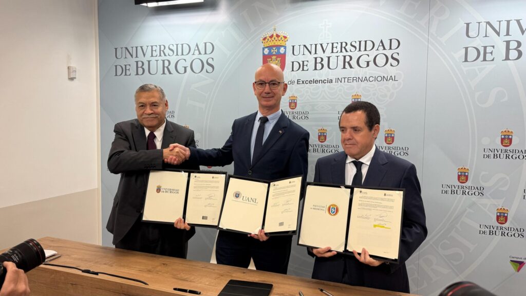 Firma UANL convenio con Universidad de Burgos en el campo de la medicina