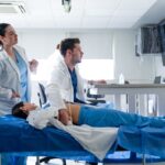 Refuerzan Christus Muguerza y UDEM formación médica con certificación internacional de sus residentes