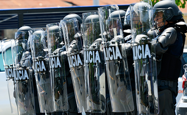 Equipan a Policía de Guadalupe con antimotines