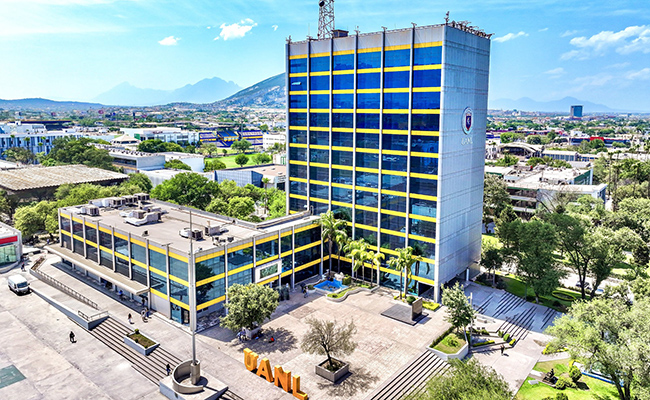 Instala UANL centro de acopio para afectados por sismo en Venezuela