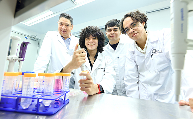 Adentra UANL a estudiantes en la ciencia durante el Verano de Investigación