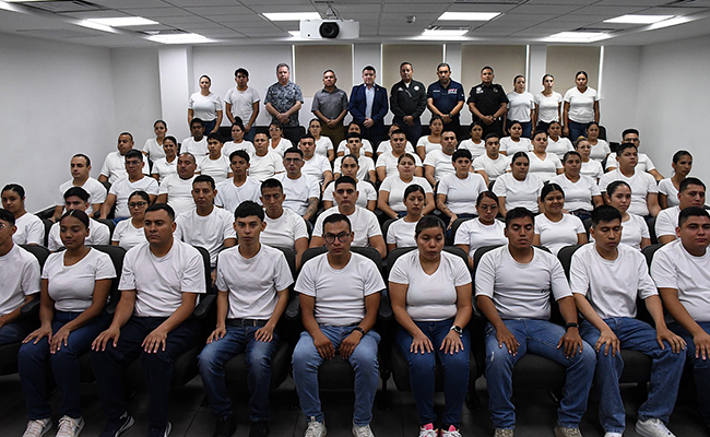Ingresan 65 nuevos cadetes a la Academia de Policía de Monterrey