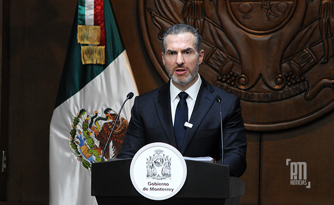 Presenta Adrián de la Garza informe a dos años de gobierno en Monterrey